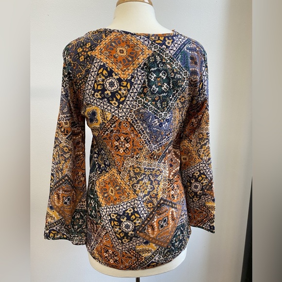 Tolani Simone Top - Picture 2 of 3